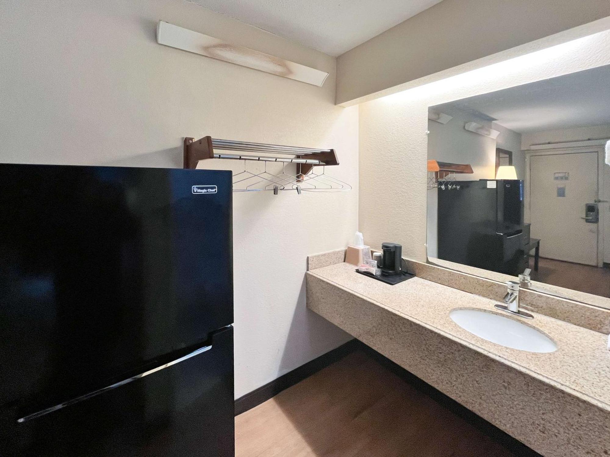 Studio 6 Suites Shreveport, La Industrial Loop Buitenkant foto