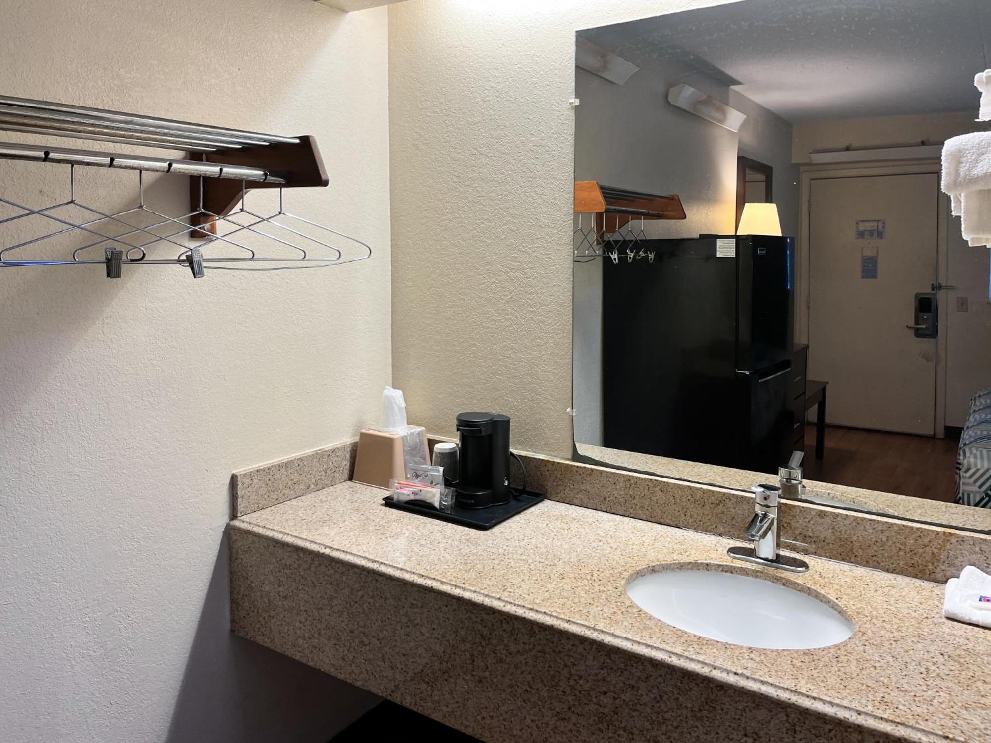 Studio 6 Suites Shreveport, La Industrial Loop Buitenkant foto