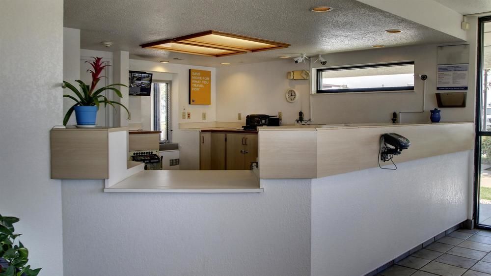 Studio 6 Suites Shreveport, La Industrial Loop Buitenkant foto